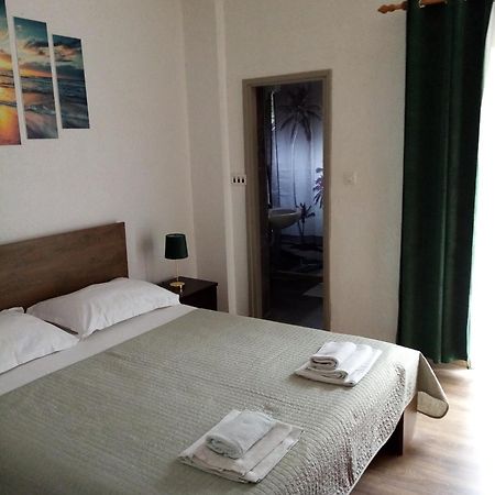 Apartment Sanja Makarska Eksteriør bilde